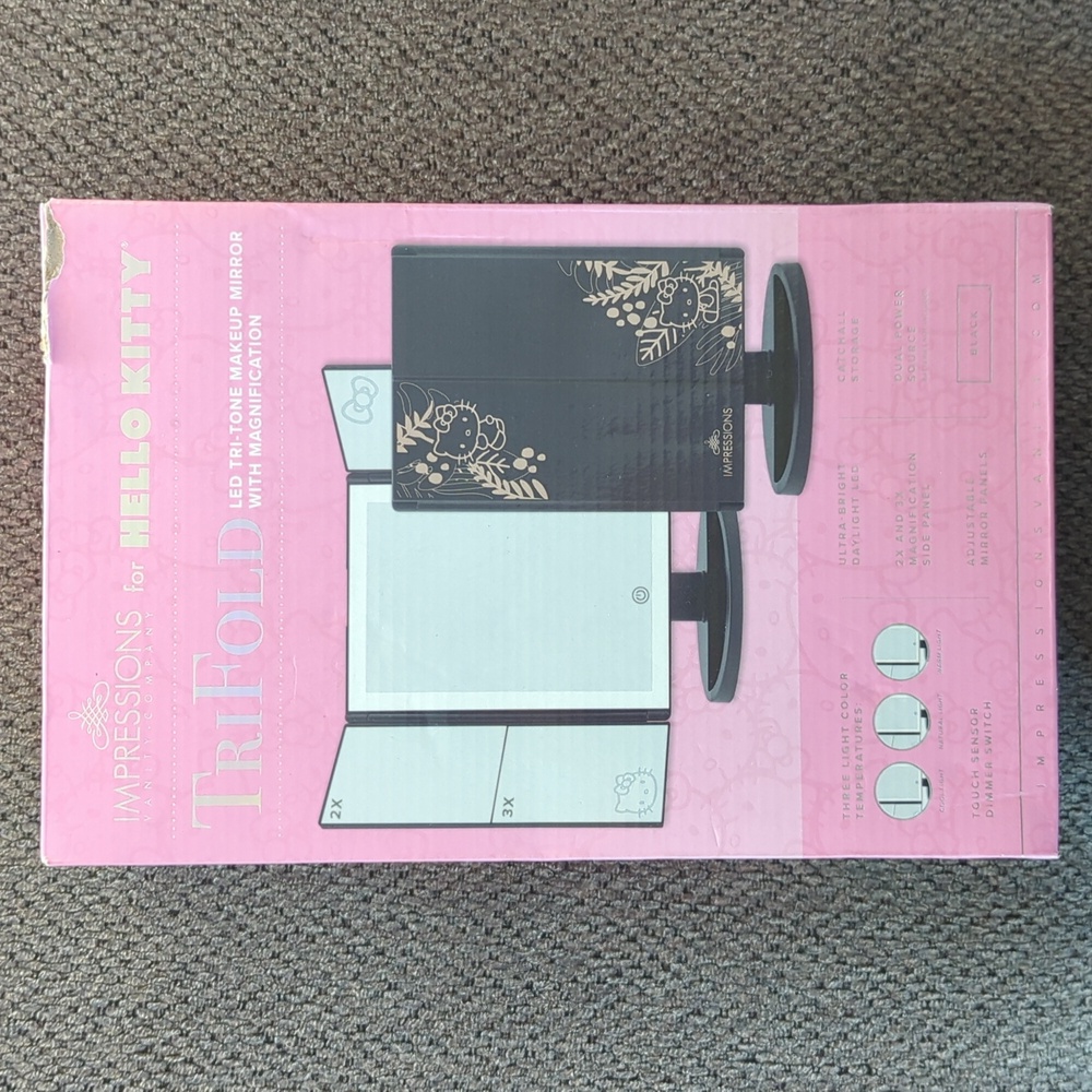 NWT Impressions Hello Kitty TriFold Makeup Mirror